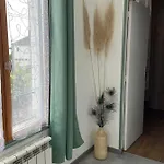 35 M2 1er Etage 200 M De La Avec Jardin Appartement *