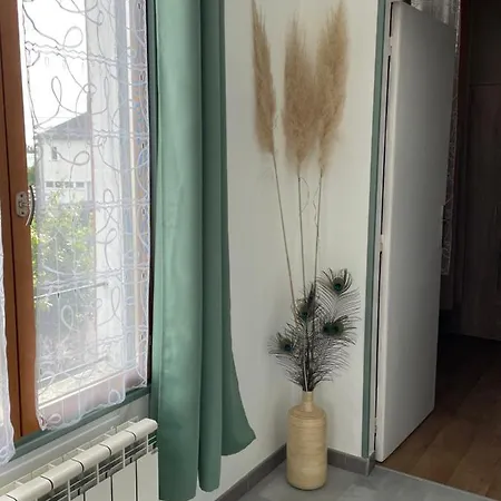 35 M2 1er étage 200 M De La Avec Jardin Appartamento *