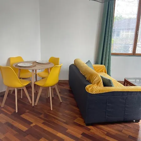 35 M2 1er Etage 200 M De La Avec Jardin * 뤽쉬르메르