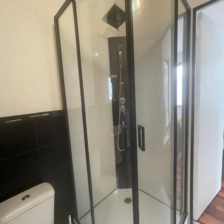 Lejlighed 35 M2 1er Etage 200 M De La Avec Jardin Luc-sur-Mer